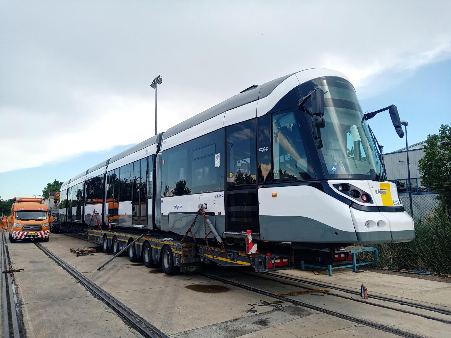 Onnodig onderdelen Geologie De Lijn Coastal Tram: First CAF tramway delivered - Urban Transport Magazine
